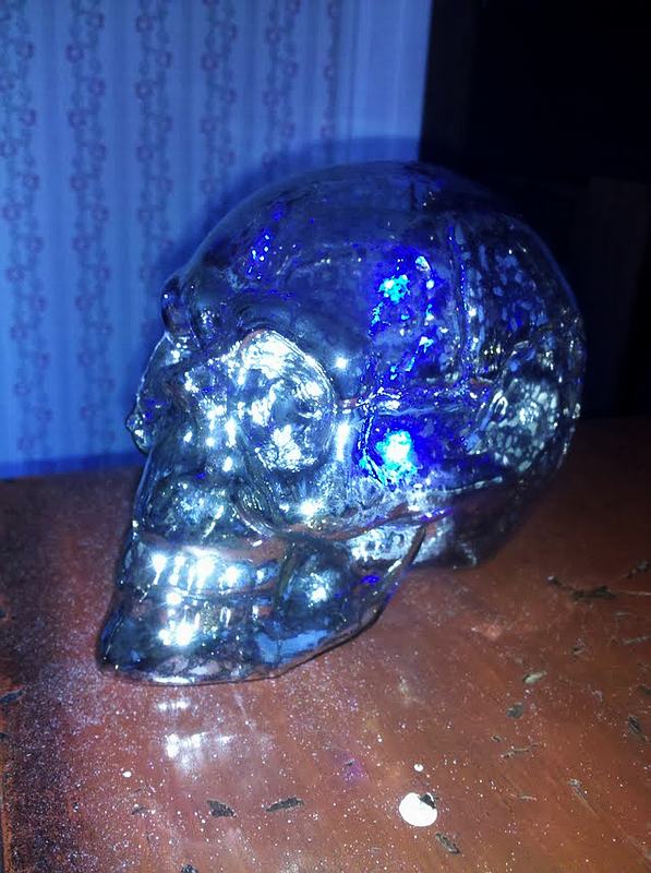 skull light aqua.JPG